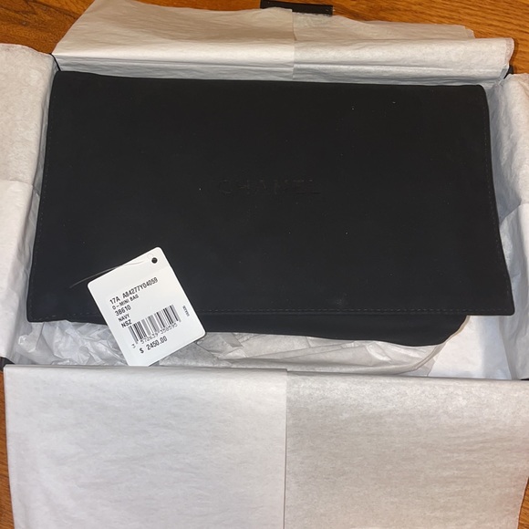 NWT Chanel Pearl Wallet On Chain Navy - Picture 7 of 13